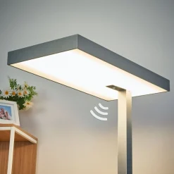 Kontor LED-gulvlampen Nora med bevægelsessensor