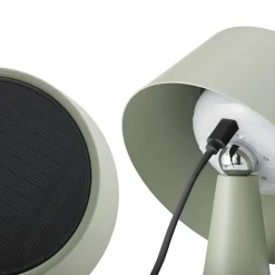 LED-bordlampe Solino, grøn, solcelle/USB, 26 cm, IP44
