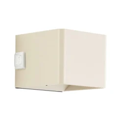 LED genopladelig udendørs væglampe Iseo, beige, bredde 10 cm, sensor