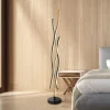 LED-gulvlampe Geronimo, højde 135 cm, sort/trælook