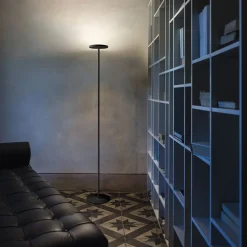LED-gulvlampe Joshua i sort