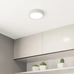 LED-loftslampe Fueva 5 IP44 3000K hvid Ø16cm