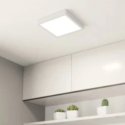 LED-loftslampe Fueva 5 IP44 3000K hvid 21x21cm