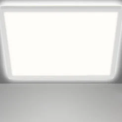 LED-loftslampe Slank, kantet 29,3 x 29,3 cm