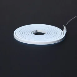 LED-lysslange Flatneon 7.500 K
