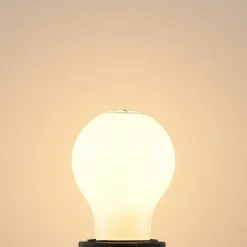 LED-pære E27 8W 2.700 K dæmpes opal 3 stk