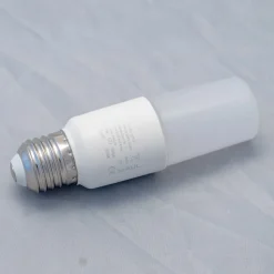 LED-pære, mat, E27, 8 W, 3000 K, 900 lm