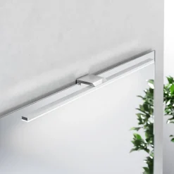 LED-spejlbelysning Triga IP44, krom, 60 cm, 3.000K