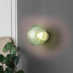 LED-væglampe Earl, messing/grøn, glas, Ø 15,5 cm