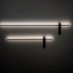 LED-væglampe Motive M, 80 cm bred, sort, metal