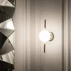 Le Vita LED-væglampe med opalglas