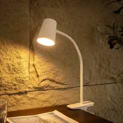 Lindby Ailina LED-bordlampe, klemmefod, hvid