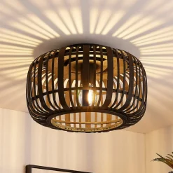 Lindby Canyana loftlampe, sort, rattan, Ø 40 cm