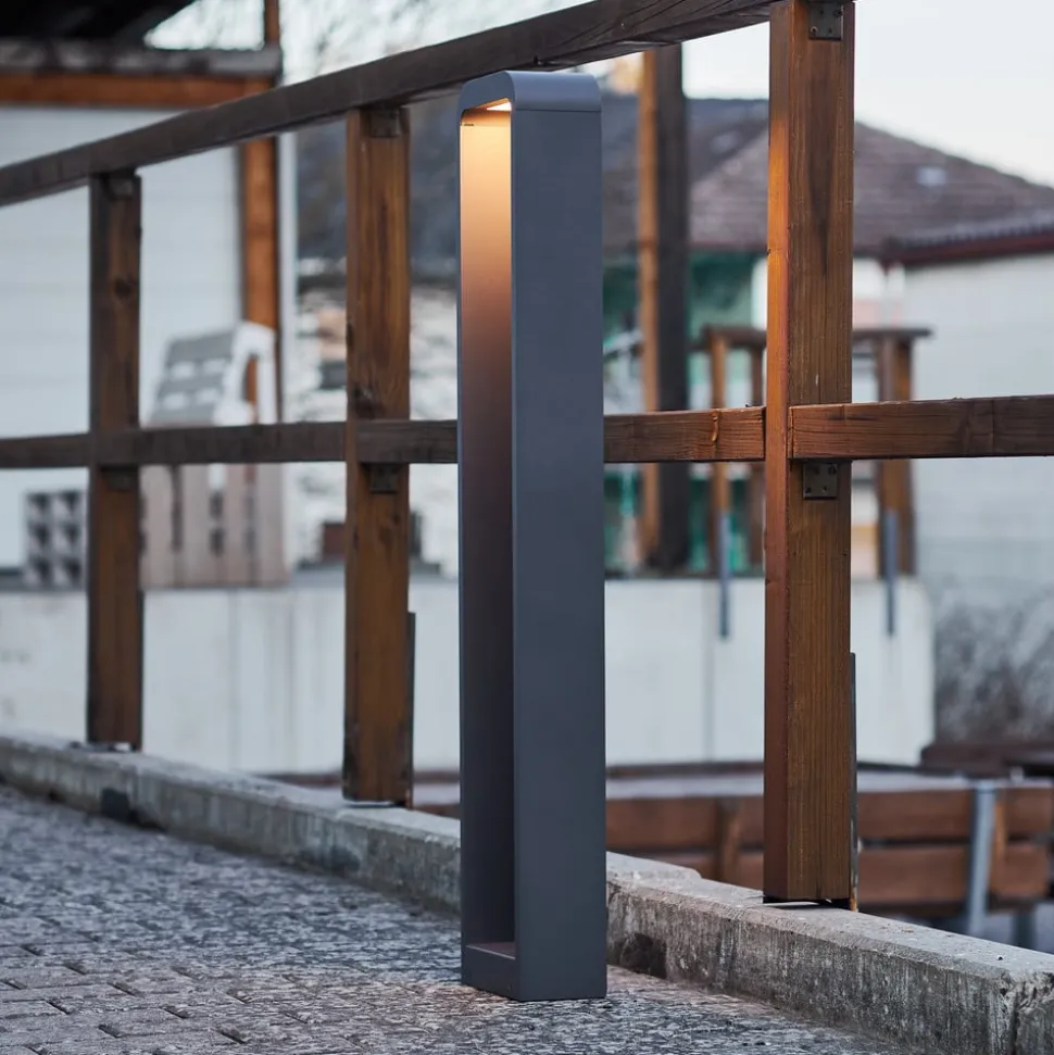 Lindby Emima LED-gadelampe lavet af aluminium 100 cm