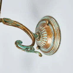 Lindby gallerilampe Kalea, 46 cm, 2 lyskilder, verdigris, E14