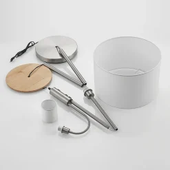 Lindby Gulvlampe Aovan, nikkelfarvet, hylde, USB-port