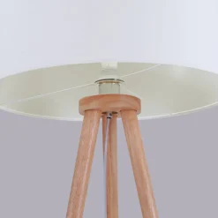 Lindby gulvlampe Charlia, hvid, træ, højde 150 cm