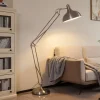 Lindby gulvlampe Leia, sølv, metal, 180 cm, drejelig, E27