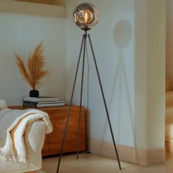 Lindby gulvlampe Valentina, E27, røggrå, glas, 150 cm