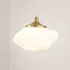 Lindby hængelampe Piatra, opal/messing, glas, Ø 16 cm, G9