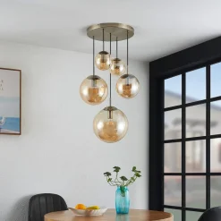 Lindby hængelampe Teeja, amber, 5 lyskilder, Ø50cm, glas, E27