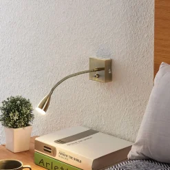 Lindby Jolka LED-læselampe, afbryder, antik messing