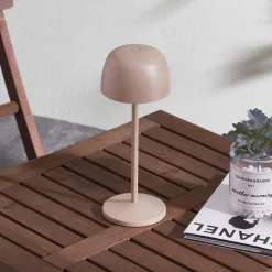 Lindby LED-bordlampe Arietty, beige, dæmpbar, IP65