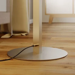 Lindby LED-gulvlampe Auron, nikkelfarvet, metal, touchdæmper