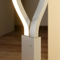 Lindby LED-gulvlampe Auron, nikkelfarvet, metal, touchdæmper