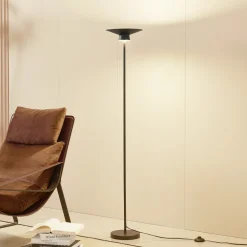 Lindby LED-gulvlampe Norvind, sort, metal, 1 lyskilde