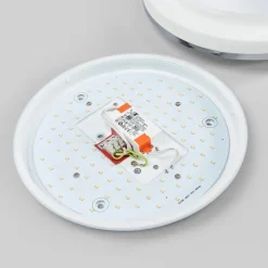 Lindby LED-loftlampe Lyss, Ø 34 cm, kromfarvet, IP44
