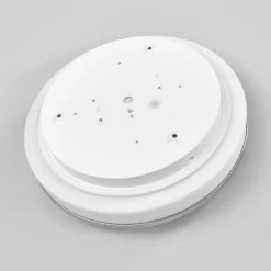 Lindby LED-loftlampe Lyss, Ø 28 cm, kromfarvet, IP44