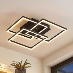Lindby LED-loftlampe Quiana, CCT, kantet, sort, 42 cm