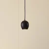 Lindby LED-pendellampe Lumaro, sort,Ø6,2 cm,48V,dæmpbar