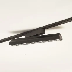 Lindby LED-strip 48 V Lumaro, sort, 24 punkter, dæmpbar