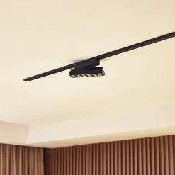 Lindby LED-strip 48 V Lumaro, sort, 12 punkter, dæmpbar