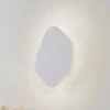 Lindby LED-væglampe Nielson, hvid, gips, 30 x 30 cm