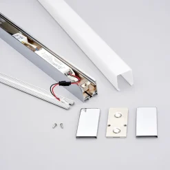 Lindby LED-væglampe Philippa, kantet, 59 cm, krom, IP44