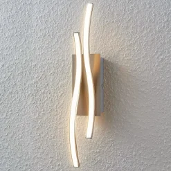Lindby LED-væglampe Safia, 45 cm, nikkelfarvet, metal