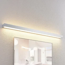 Lindby LED-væglampe til badeværelset Layan, 120 cm, krom, metal
