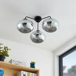 Lindby loftlampe Navidia, Ø 67 cm, sort, røgfarvet glas