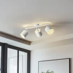 Lindby loftslampe Aralena, hvid, 3 lyskilder, længde 70,5 cm