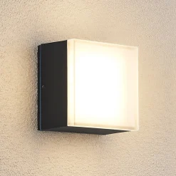 Lindby Mathea udendørs LED-loftlampe, kantet