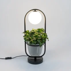 Lindby Orna bordlampe, 1 lyskilde, blomsterampel