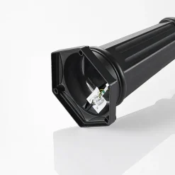 Lindby udendørslampe Clint, 225 cm, 3 lyskilder, saltvandsresistent, E27