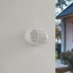Lindby udendørs LED-væglampe Alisha, hvid, plast, IP54