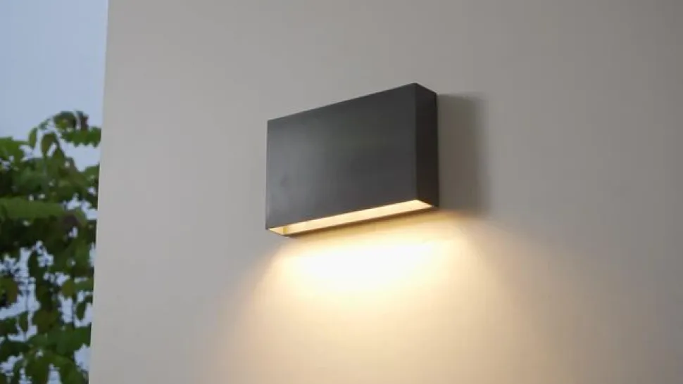 Lindby udendørs LED-væglampe Jarte, 20 cm, ned, grå, IP65