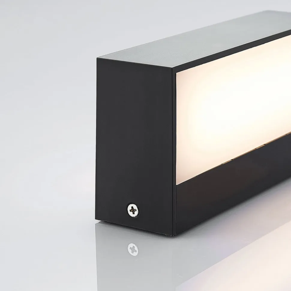 Lindby udendørs LED-væglampe Nienke, 17 cm, saltvandsresistent, IP65