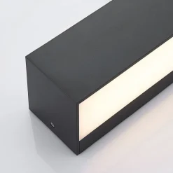 Lindby udendørs LED-væglampe Nienke, 23 cm, saltvandsresistent, IP65