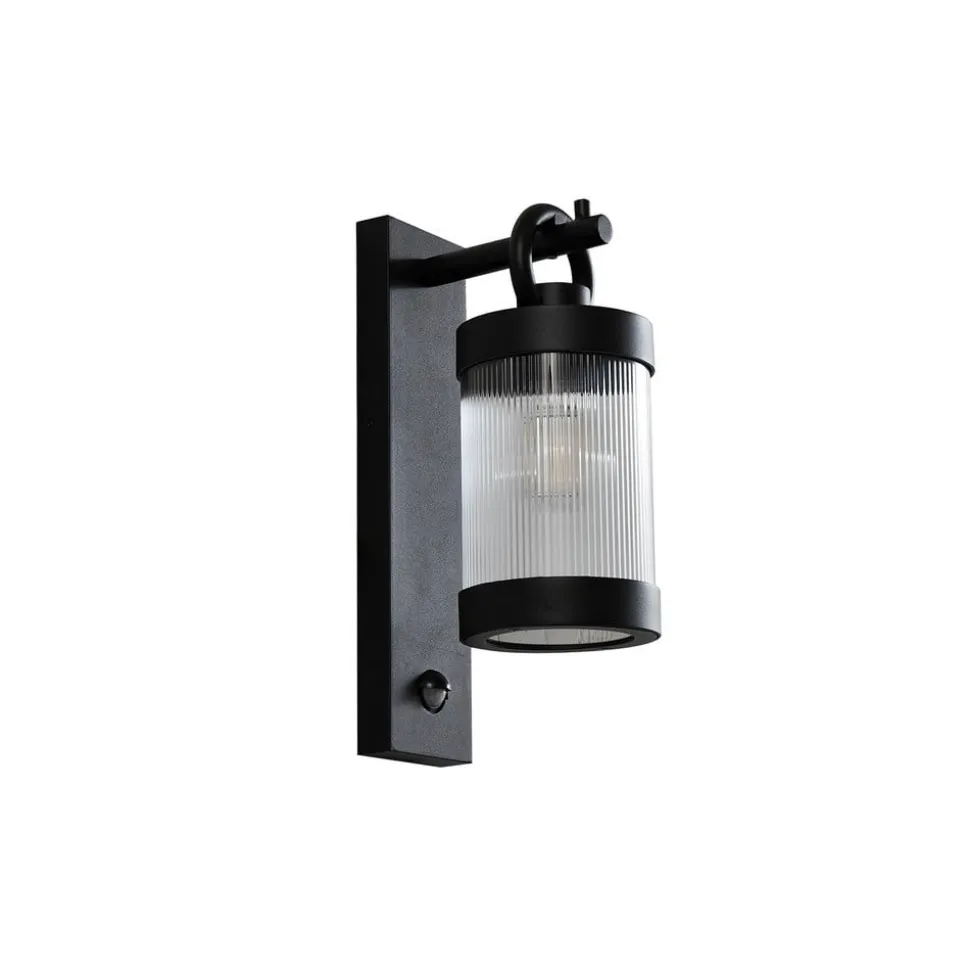 Lindby udendørs væglampe Yrene, 20cm, sort, sensor, riffel